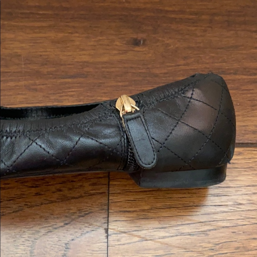 Rare Chanel Scrunched Quilted Black Lambskin Flats - Picture 4 of 7